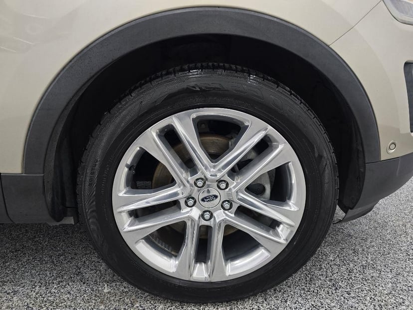 2017 FORD Explorer - Image 35