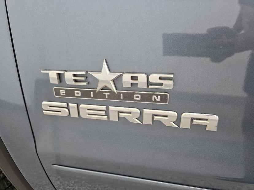 2014 GMC Sierra - Image 11
