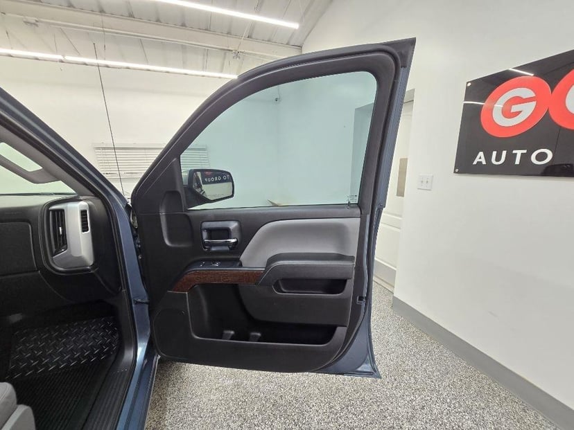 2014 GMC Sierra - Image 31