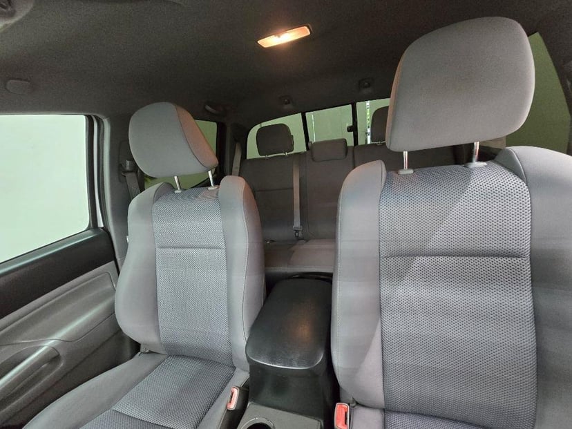 2012 TOYOTA Tacoma - Image 17