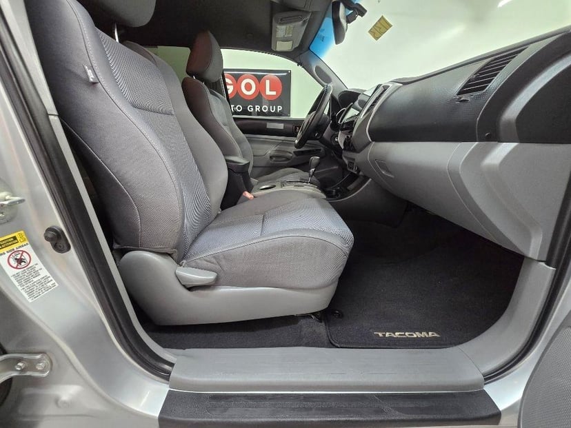 2012 TOYOTA Tacoma - Image 23
