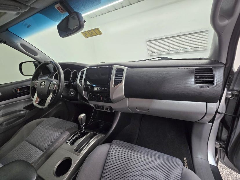 2012 TOYOTA Tacoma - Image 25