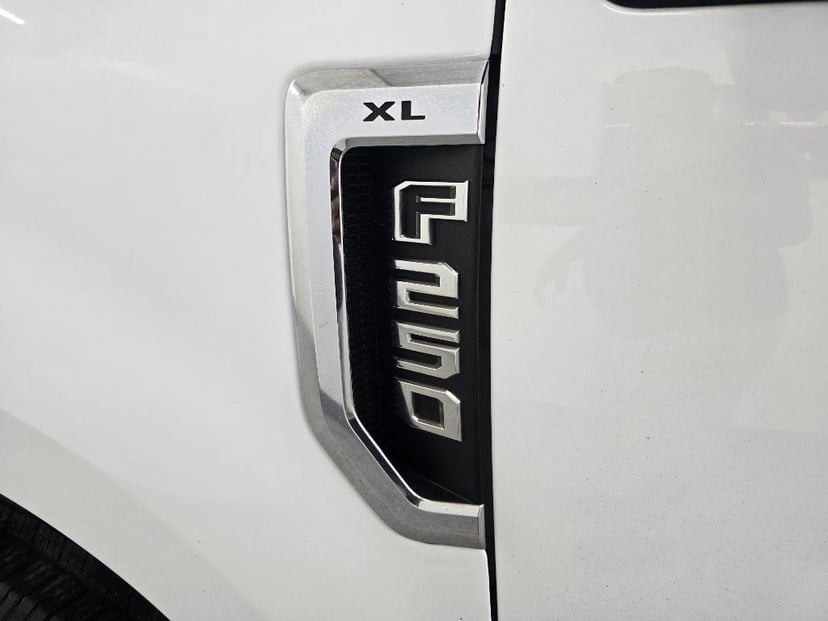 2018 FORD F-250 - Image 9