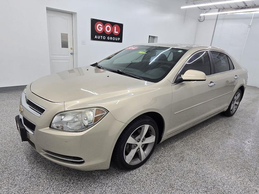 2012 CHEVROLET Malibu - Image 1