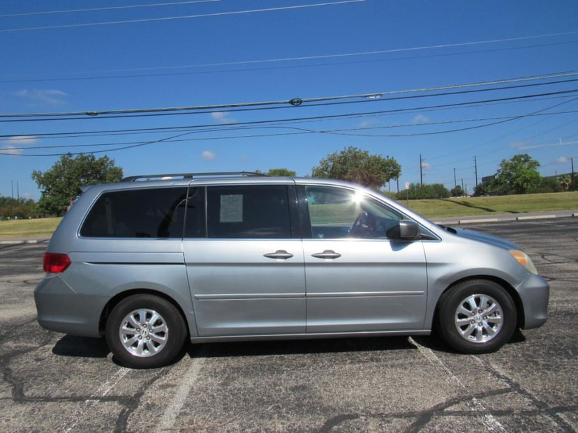 2010 HONDA Odyssey - Image 4