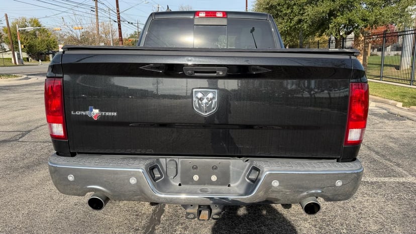 2017 RAM 1500 - Image 6