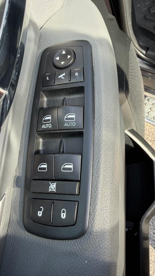 2017 RAM 1500 - Image 21
