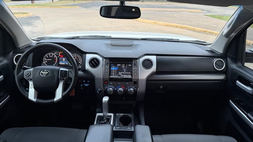 2016 TOYOTA Tundra - Image 22