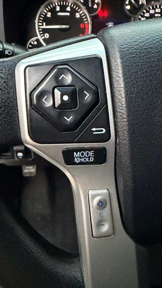 2016 TOYOTA Tundra - Image 30