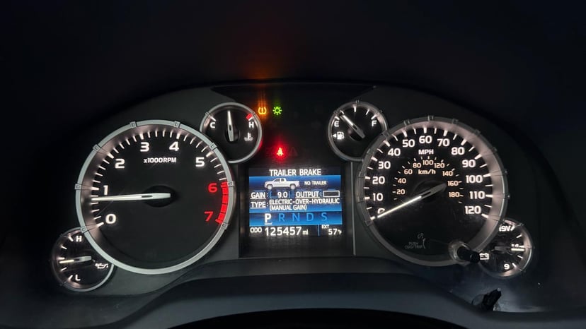 2016 TOYOTA Tundra - Image 34