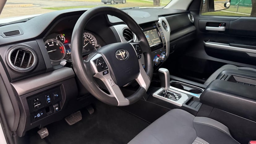 2016 TOYOTA Tundra - Image 36