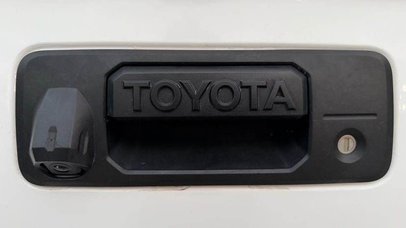 2016 TOYOTA Tundra - Image 39
