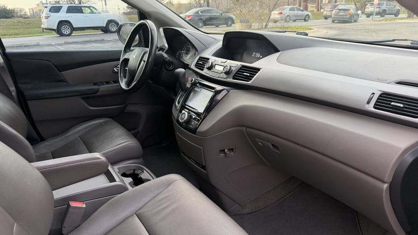 2014 HONDA Odyssey - Image 11