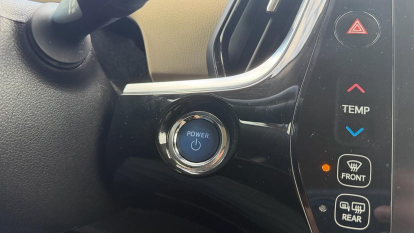 2018 TOYOTA Prius - Image 29
