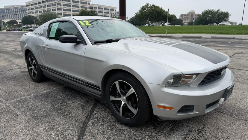 2012 FORD Mustang - Image 3