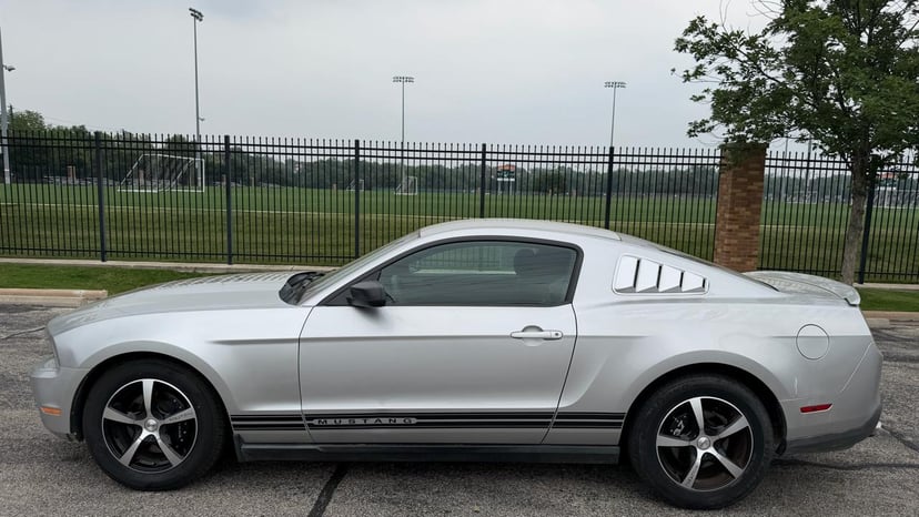2012 FORD Mustang - Image 8
