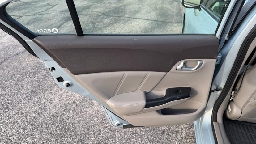 2012 HONDA Civic - Image 10
