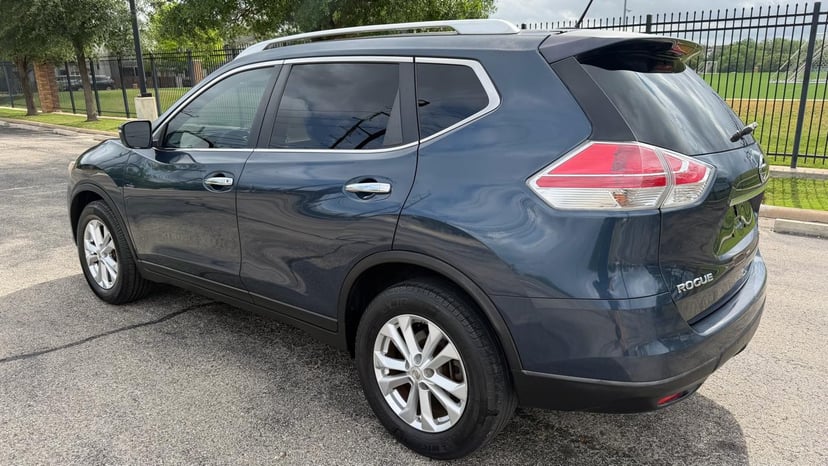 2015 NISSAN Rogue - Image 7