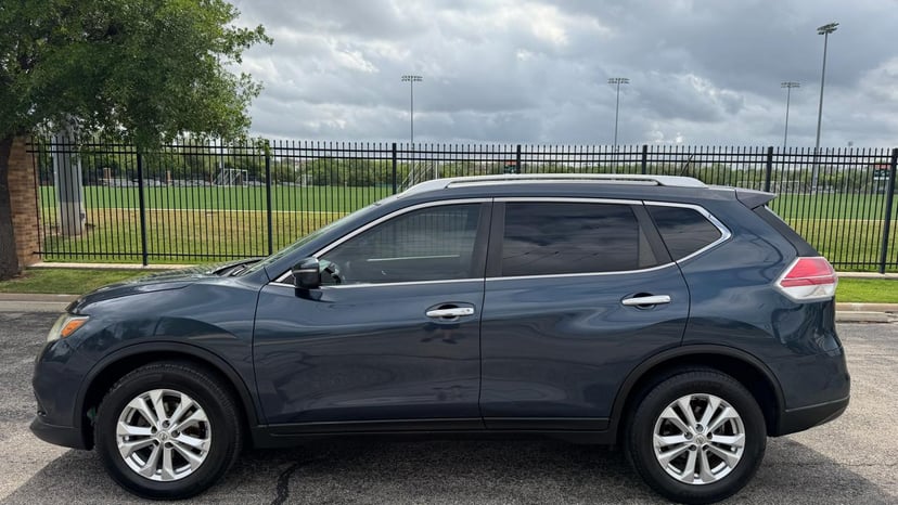 2015 NISSAN Rogue - Image 8