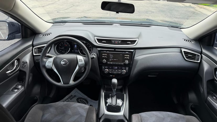 2015 NISSAN Rogue - Image 23