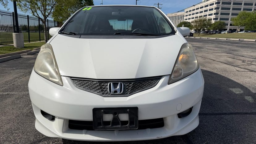 2011 HONDA Fit - Image 2