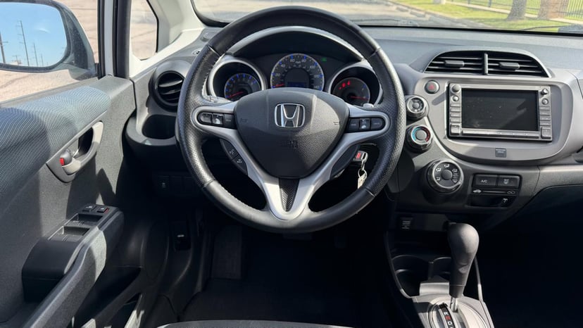 2011 HONDA Fit - Image 19
