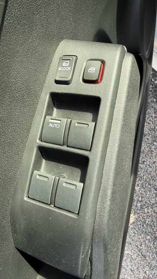 2011 HONDA Fit - Image 20