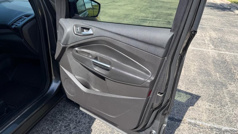 2018 FORD Escape - Image 13