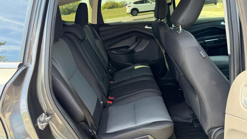 2018 FORD Escape - Image 16