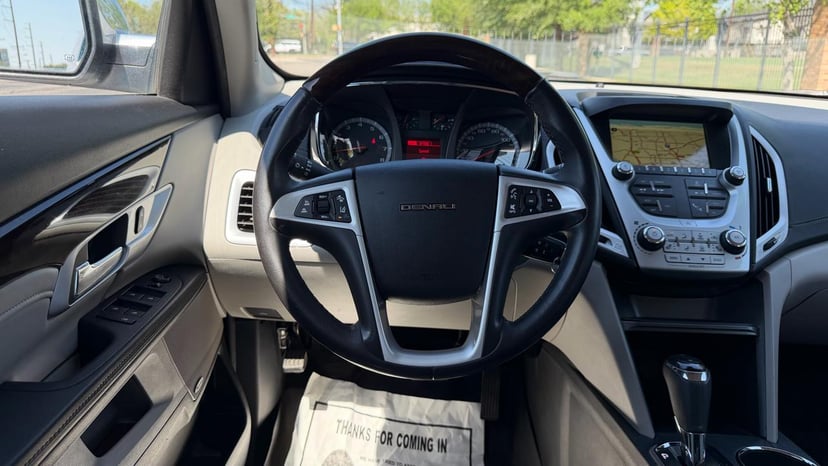 2017 GMC Terrain - Image 21