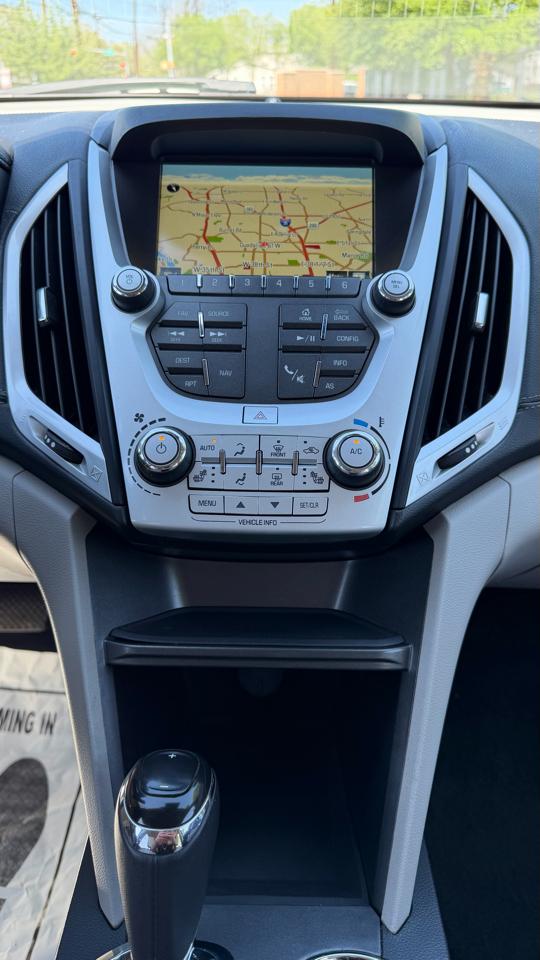 2017 GMC Terrain - Image 23