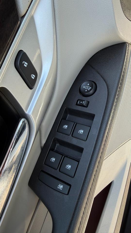 2017 GMC Terrain - Image 25