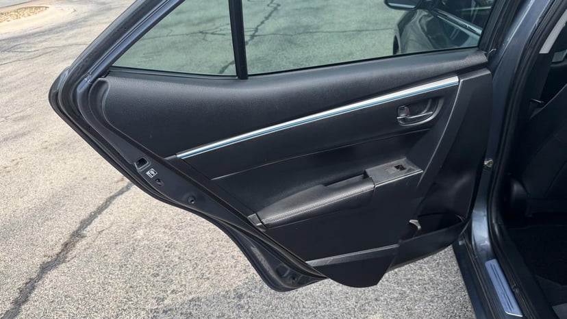 2014 TOYOTA Corolla - Image 10