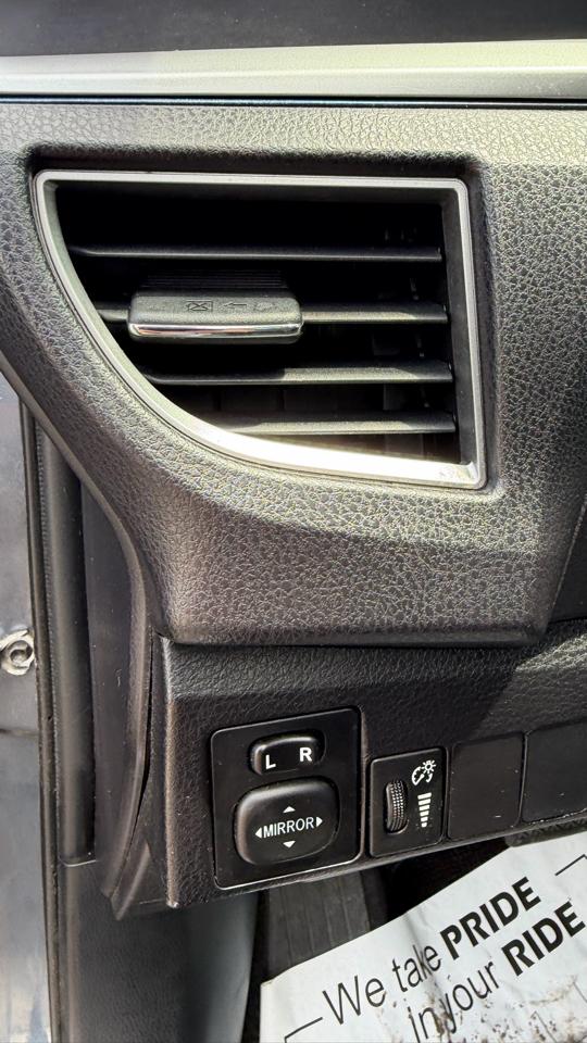 2014 TOYOTA Corolla - Image 23