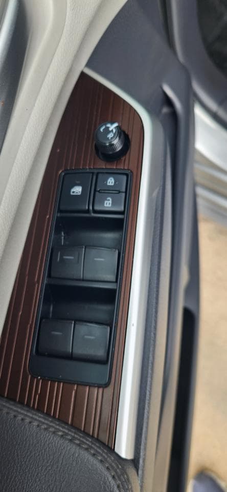 2022 TOYOTA Sienna - Image 13