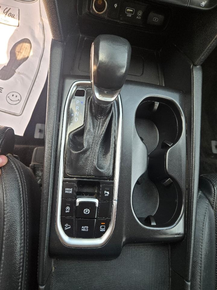 2019 HYUNDAI Santa - Image 12