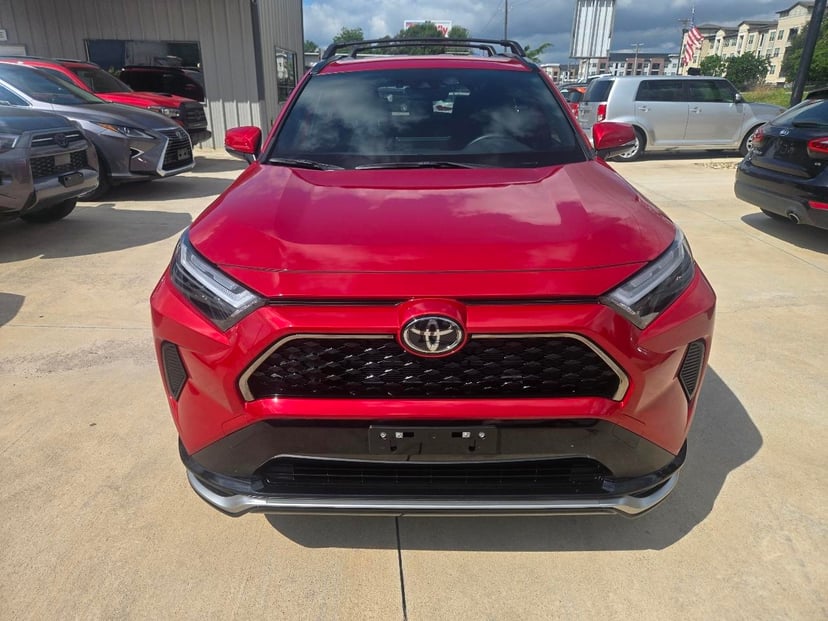 2025 TOYOTA RAV4 - Image 3