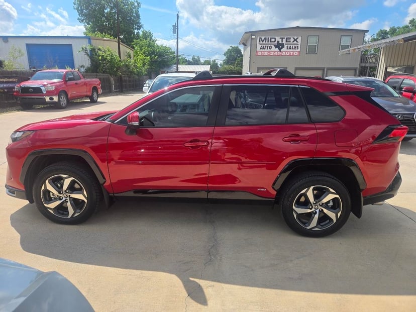 2025 TOYOTA RAV4 - Image 5