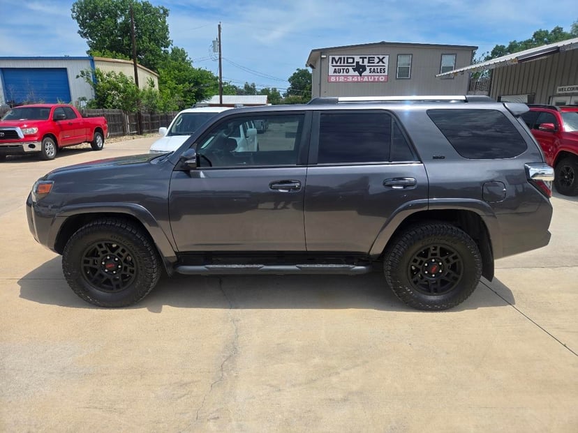 2020 TOYOTA 4Runner - Image 5