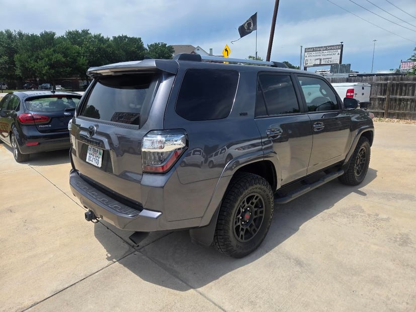 2020 TOYOTA 4Runner - Image 8