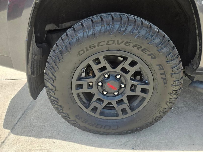 2020 TOYOTA 4Runner - Image 24
