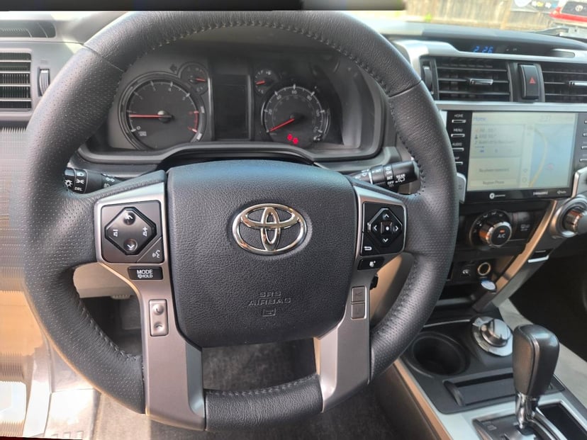2020 TOYOTA 4Runner - Image 9