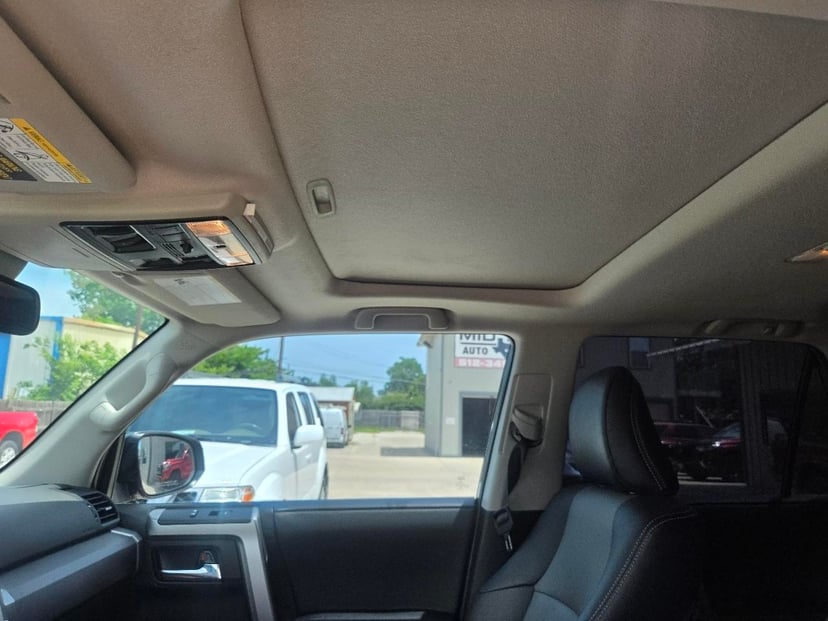 2020 TOYOTA 4Runner - Image 20