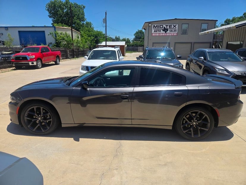 2023 DODGE Charger - Image 4