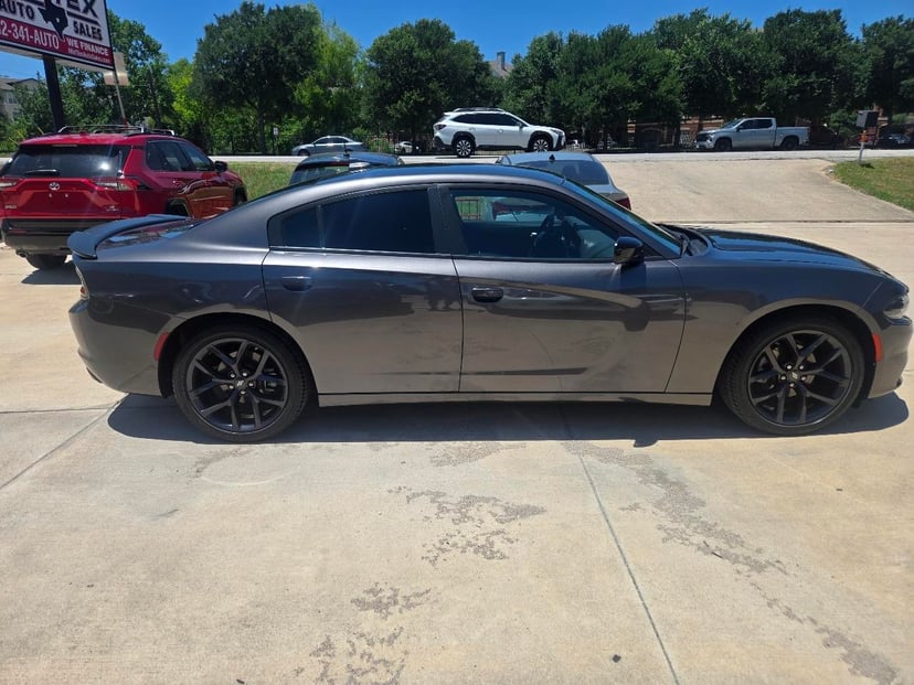 2023 DODGE Charger - Image 8
