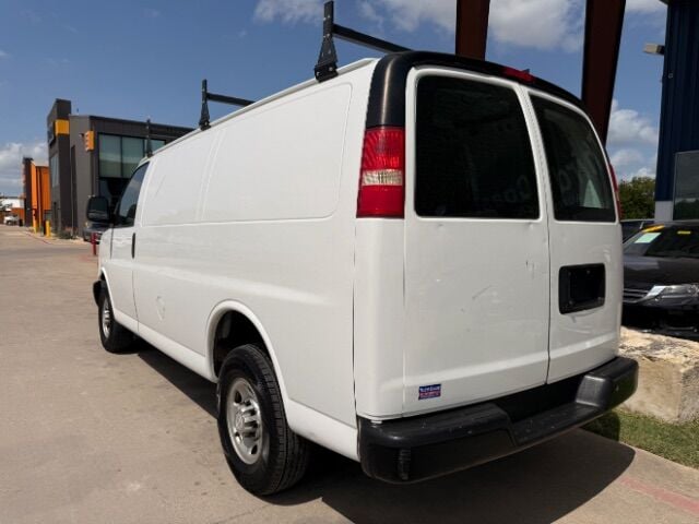 2018 Chevrolet Express - Image 3