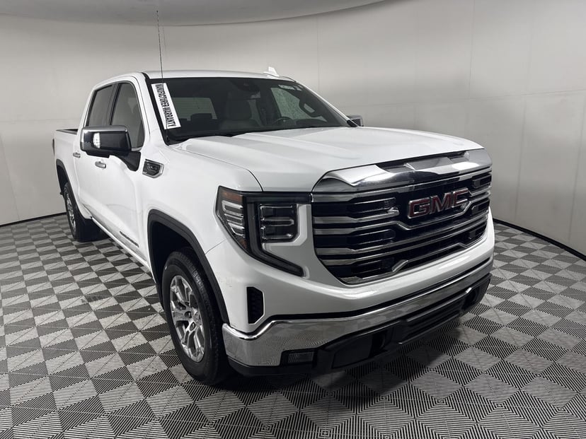 2025 GMC Sierra 1500 - Image 1