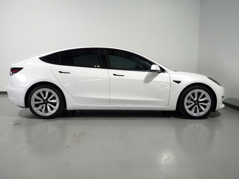 2023 Tesla Model 3 - Image 2