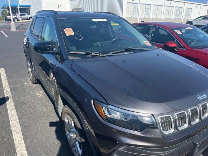 2022 Jeep Compass - Image 1