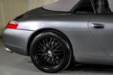 2001 Porsche 911 - Preview 4